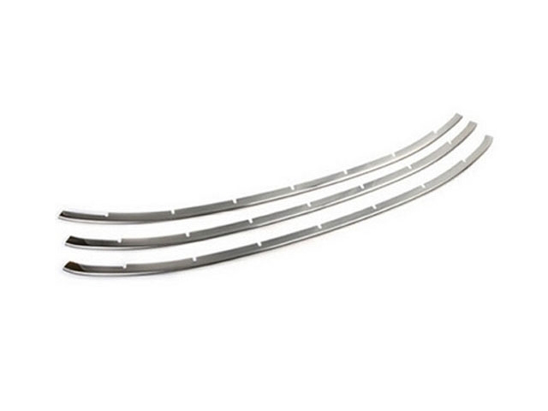 Grill Molding Lower Chrome NZE-170